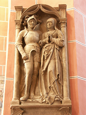 Ludwig von Ottenstein und seine Frau Elisabeth von Schwarzenberg auf ihrem um 1520 geschaffenen Grabdenkmal, zu sehen in der Liebfrauenkirche Oberwesel.