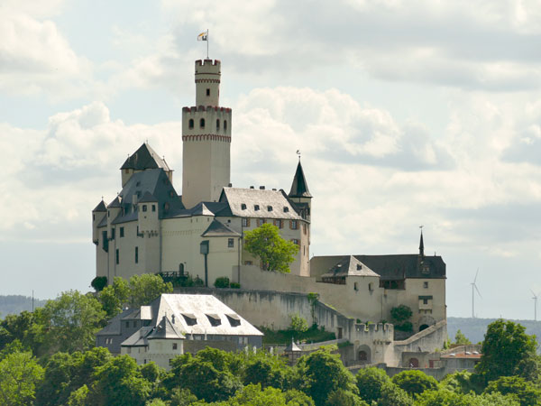 marksburg-braubach-mittelrhein