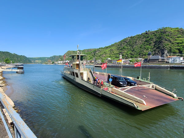 rheinfaehre st goarshausen st goar