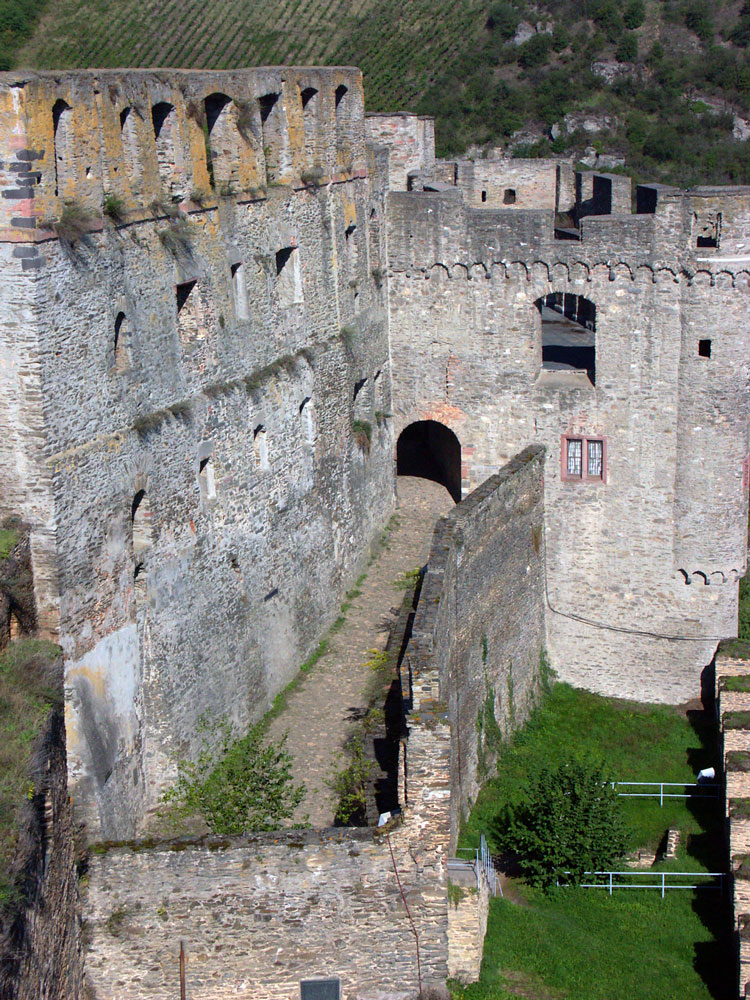 st goar burg rheinfels ruine mittelrhein