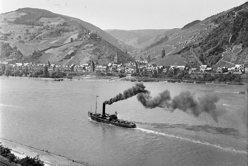 Dampfschiff-bacherach-mittelrhein